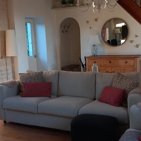 Holiday home Charming Countryside Retreat *